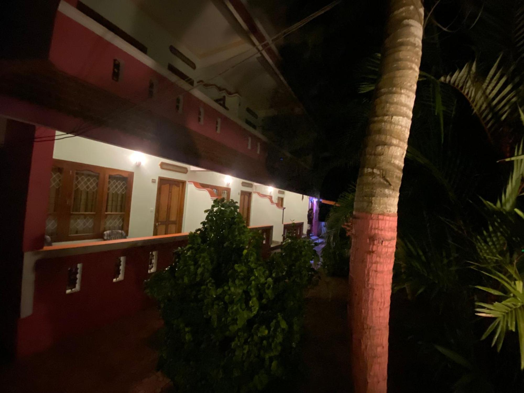Packbag Comfort Bed & Breakfast Kovalam Zewnętrze zdjęcie